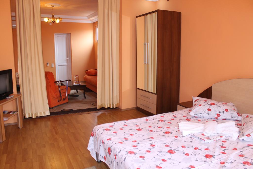 Marani Hotel Batumi Szoba fotó