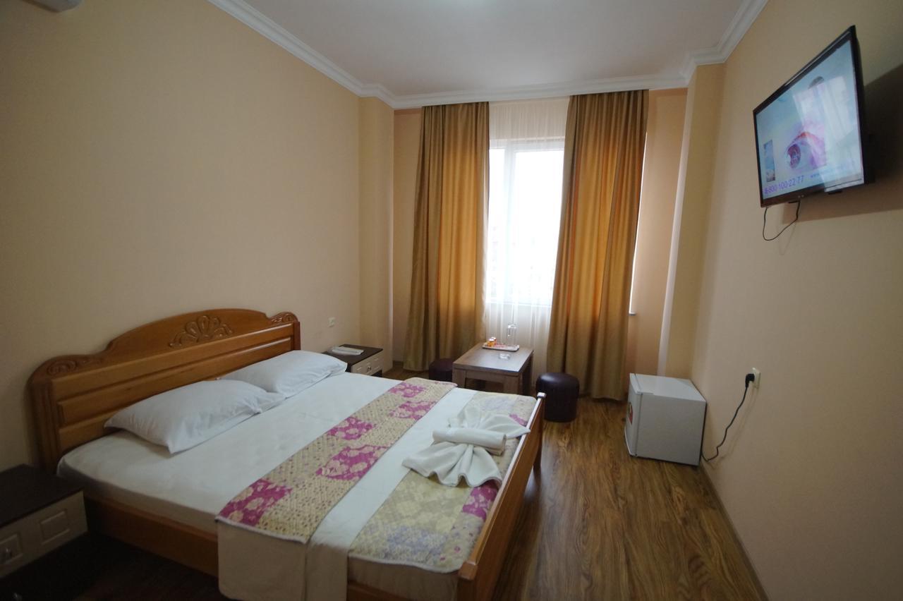 Marani Hotel Batumi Kültér fotó